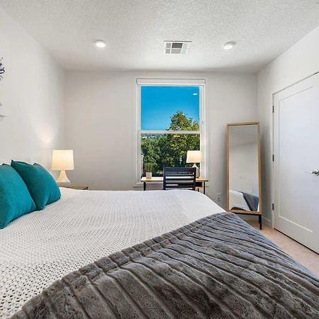 Appartamento 2Br Luxury Urban Escape Balcony & Fitness Center Salt Lake City Esterno foto