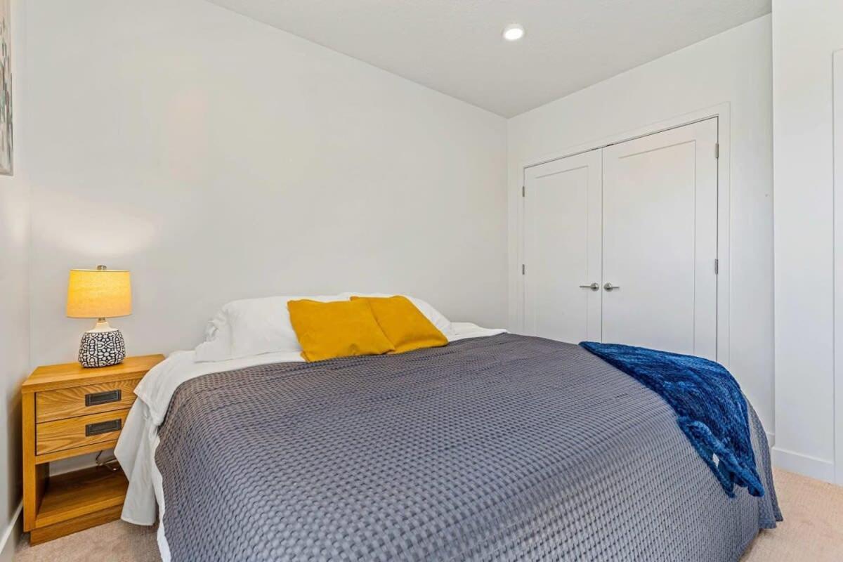 Appartamento 2Br Luxury Urban Escape Balcony & Fitness Center Salt Lake City Esterno foto