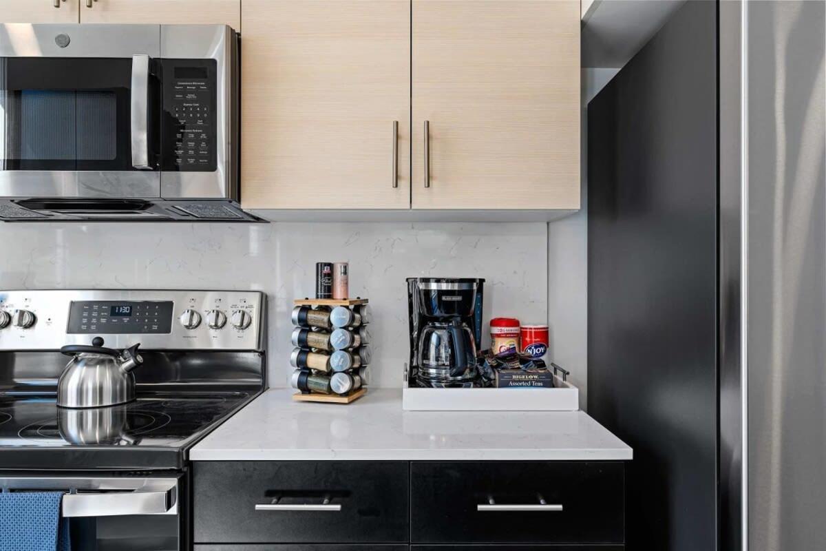 Appartamento 2Br Luxury Urban Escape Balcony & Fitness Center Salt Lake City Esterno foto